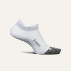 Deals ❤️ Feetures Elite Light Cushion White 🧨