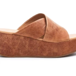 Brand new 🔔 Matisse Footwear Matisse Holden Tan LLTAX ✨