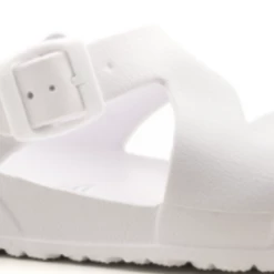 Brand new 🥰 Corkys Footwear Corkys Pool Party 🩴 Sandal 🤩